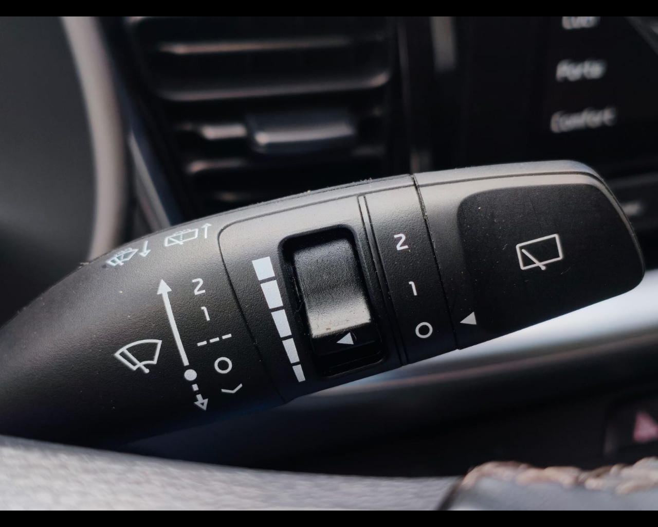 Foto KIA Stonic 1.2 Gpl Style 78cv