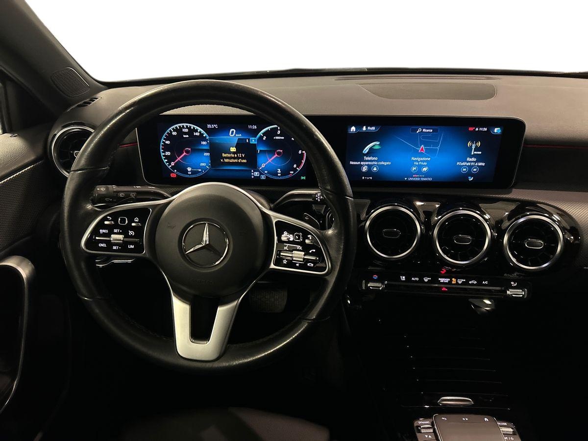 Mercedes Classe A Classe A 180 D Sport 7G-DCT - 11