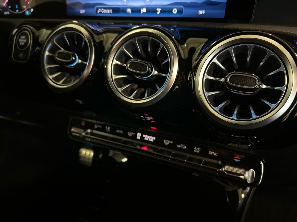 Mercedes Classe A A 180 d AMG Line Advanced auto - 14