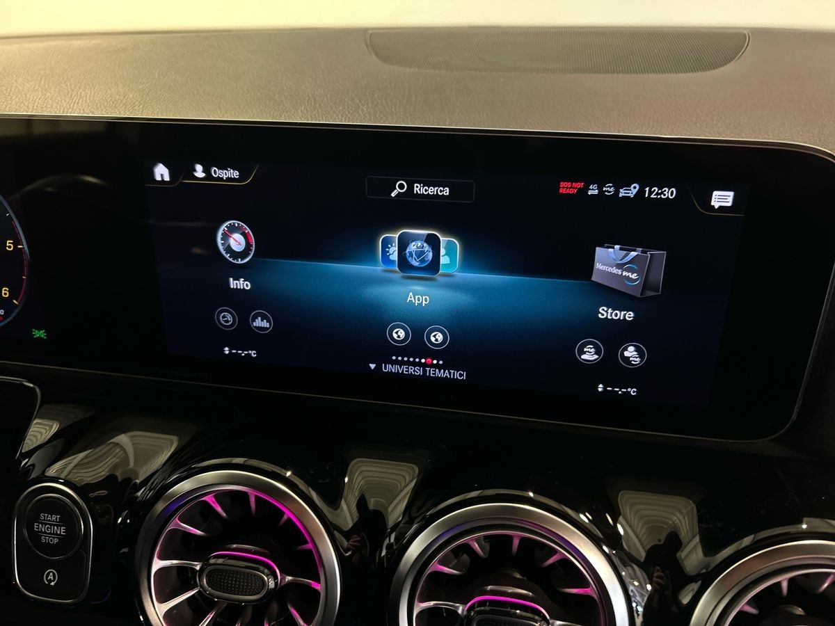 Mercedes GLA GLA 200 D Premium 4Matic 8G-DCT - 12