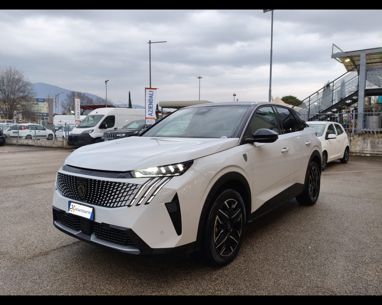 PEUGEOT 3008 1.2 hybrid GT 145cv e-dcs6 Usata