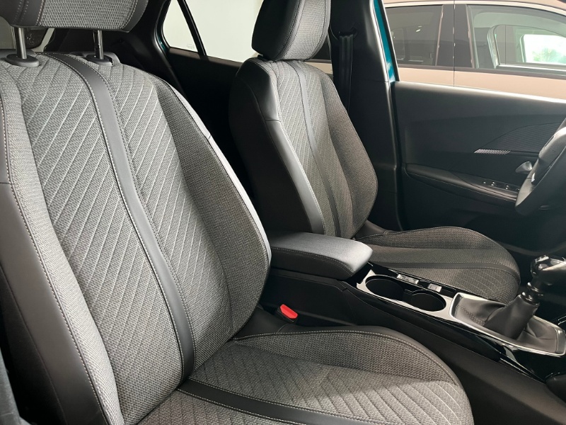 PEUGEOT – 2008 PureTech 100 S&S Allure
