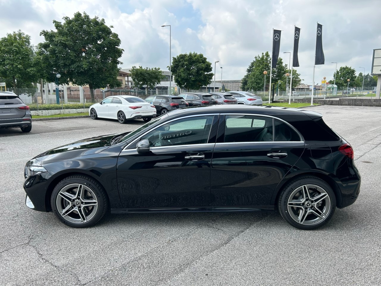 Mercedes Classe A Classe A 250 e Plug-In Hybrid AMG Line ADVANCED PLUS - 4