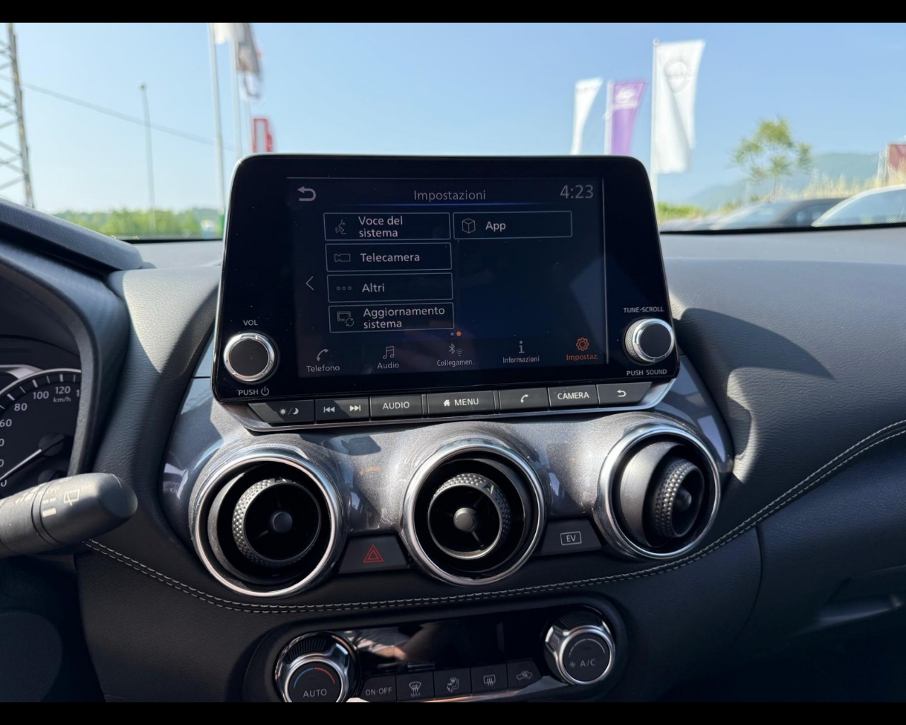 Foto NISSAN Juke 1.6 hev N-Connecta