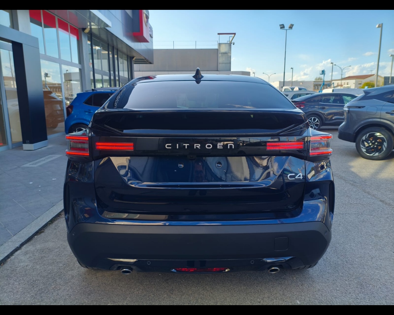 Foto CITROEN C4 1.2 hybrid Max 136cv e-dcs6