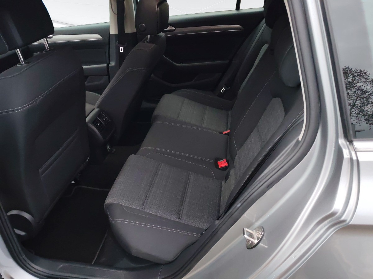 Volkswagen Passat Usato 2021 Passat Carpi