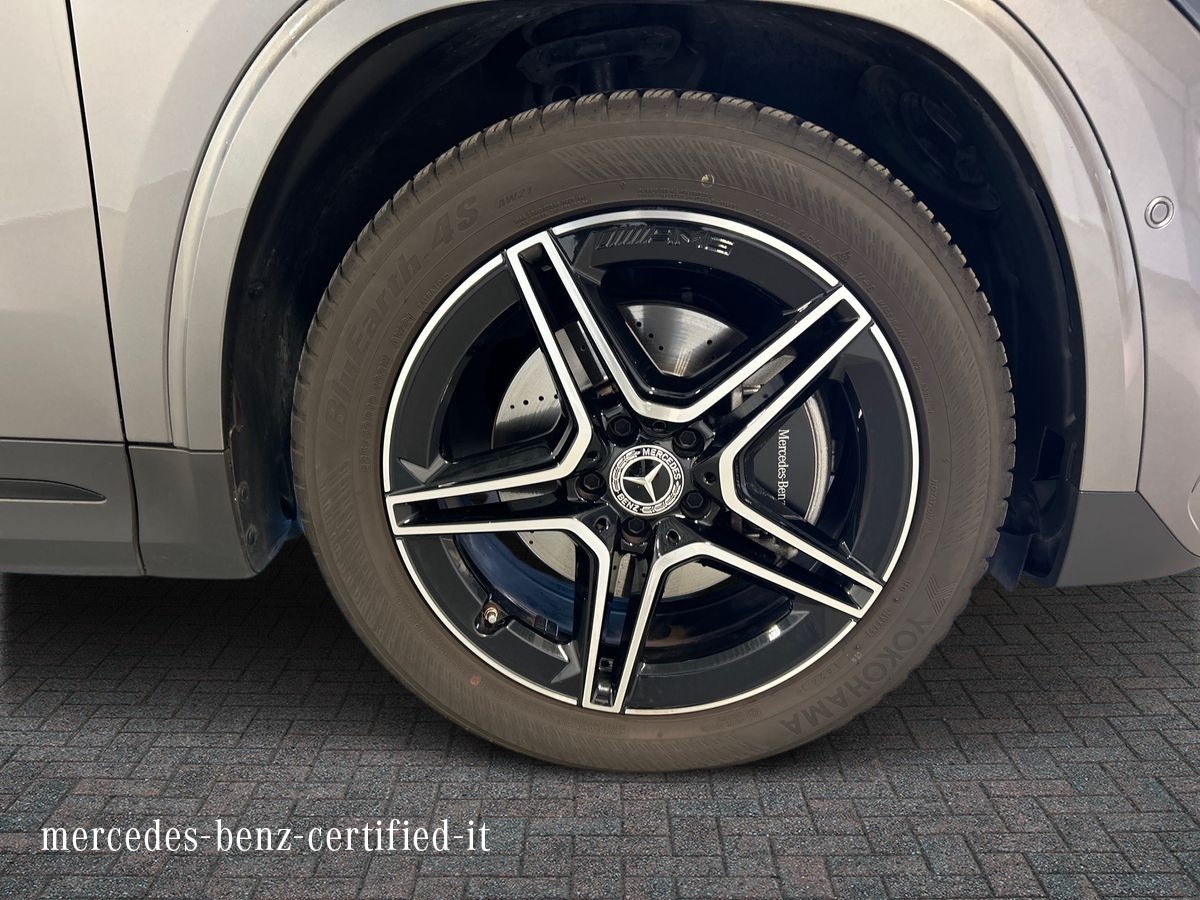 Mercedes  GLA 200 D AMG Line Premium 4Matic 8G-DCT - 17