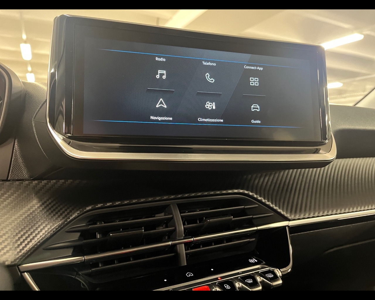 Peugeot 208 Nuovo Benzina 208 Verona