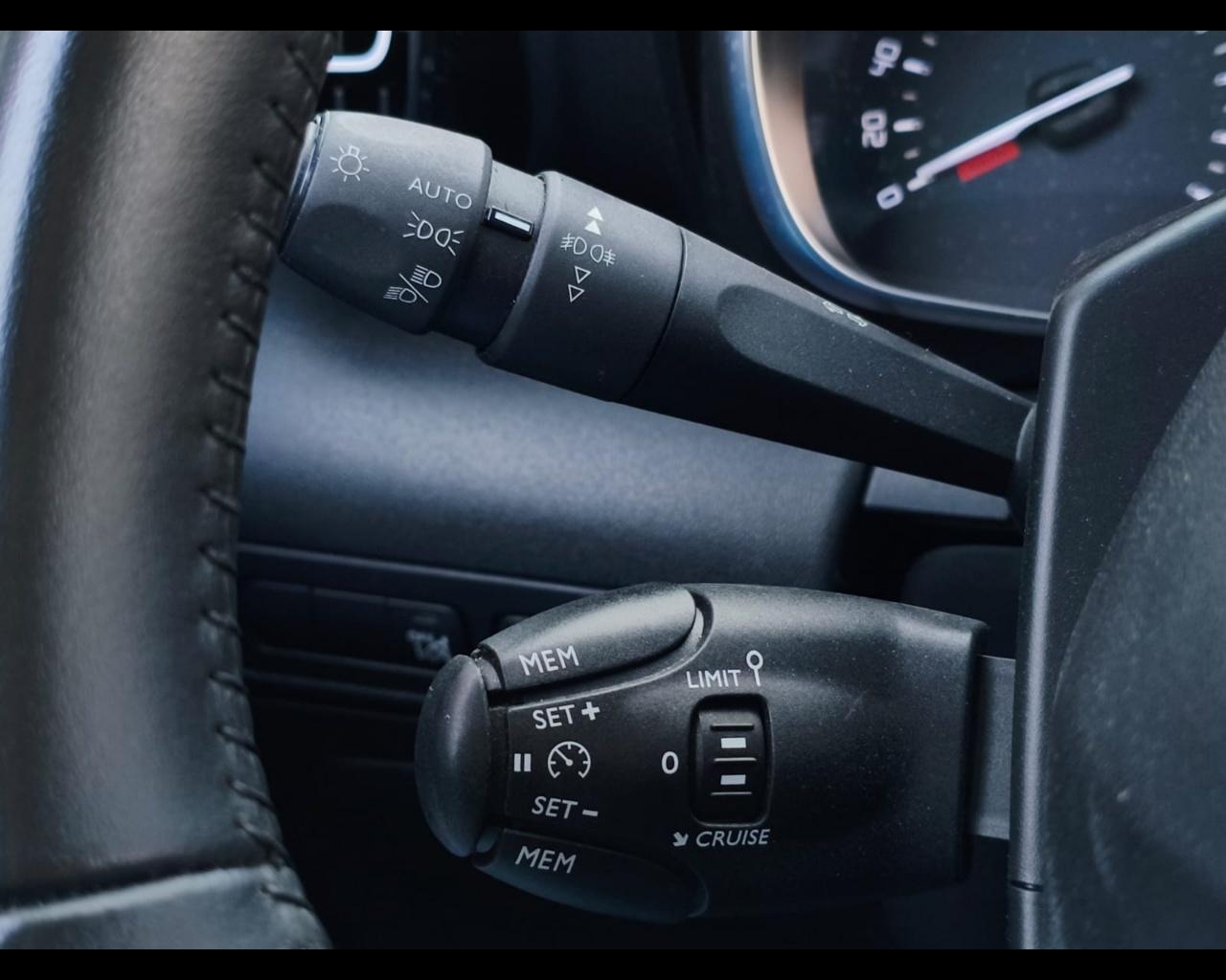 Foto CITROEN C3 Aircross 1.5 bluehdi Shine s&s 110cv