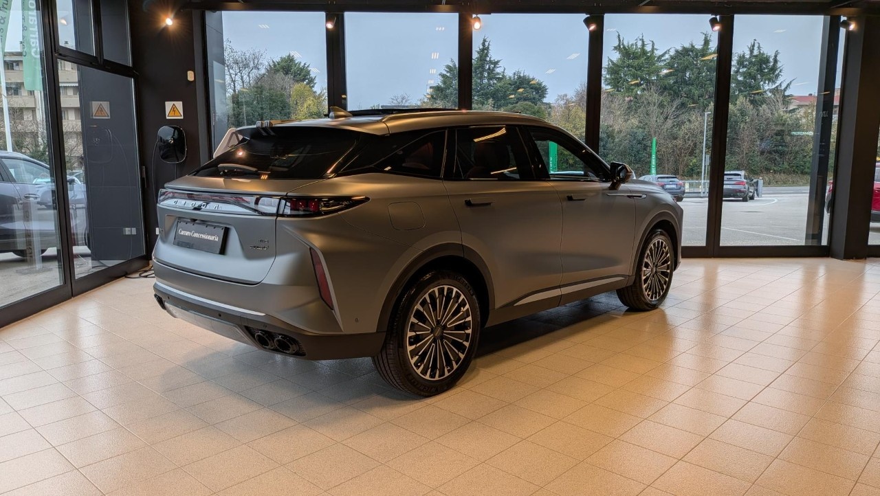 Omoda OMODA 9 9 - SHS-P 1.5TGDI - Trazione AWD - Premium - 2