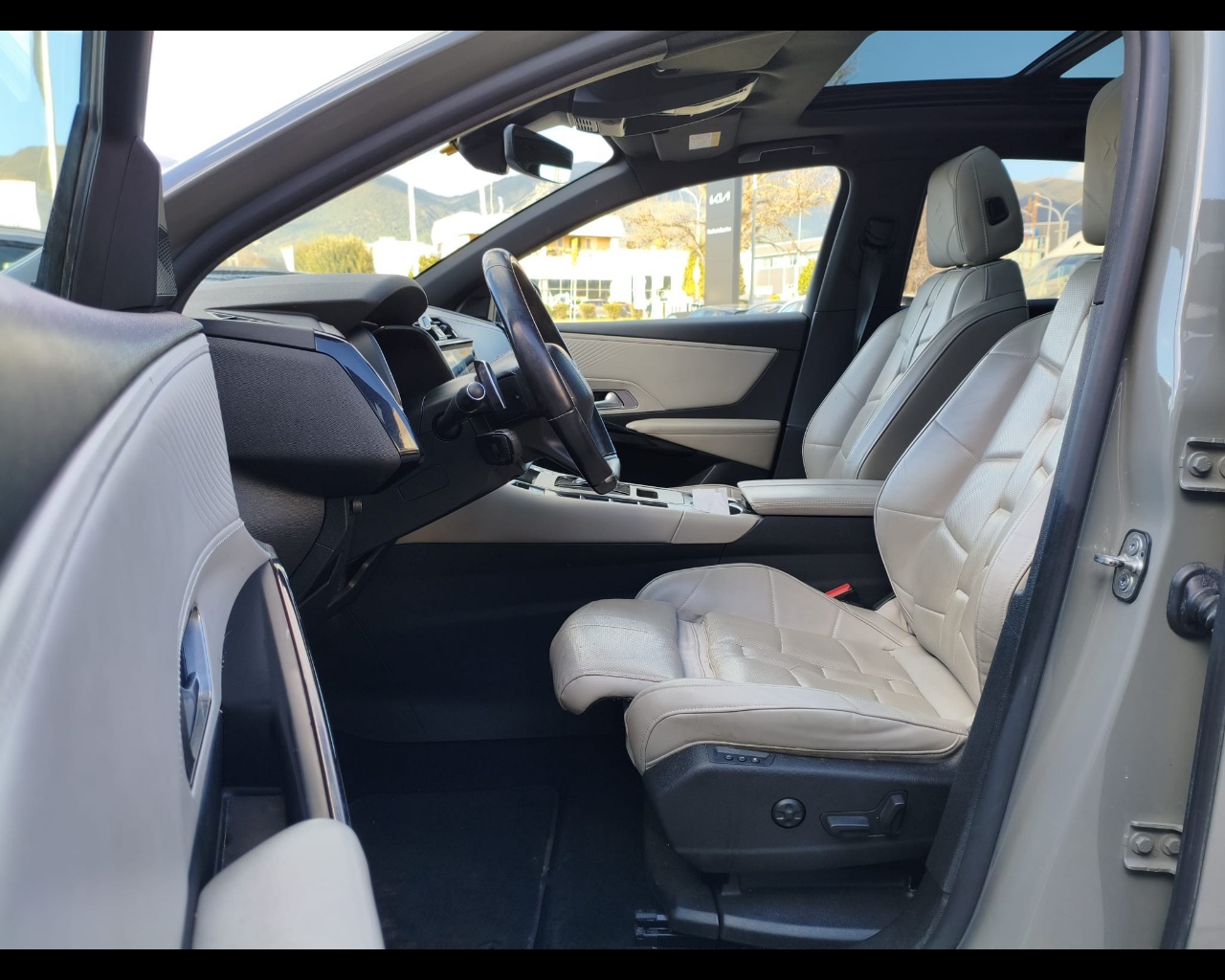 Foto DS DS7 1.5 bluehdi Etoile 130cv auto N1