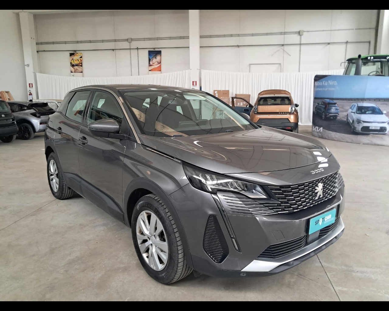 Foto PEUGEOT 3008 1.2 puretech t Active Pack s&s 130cv