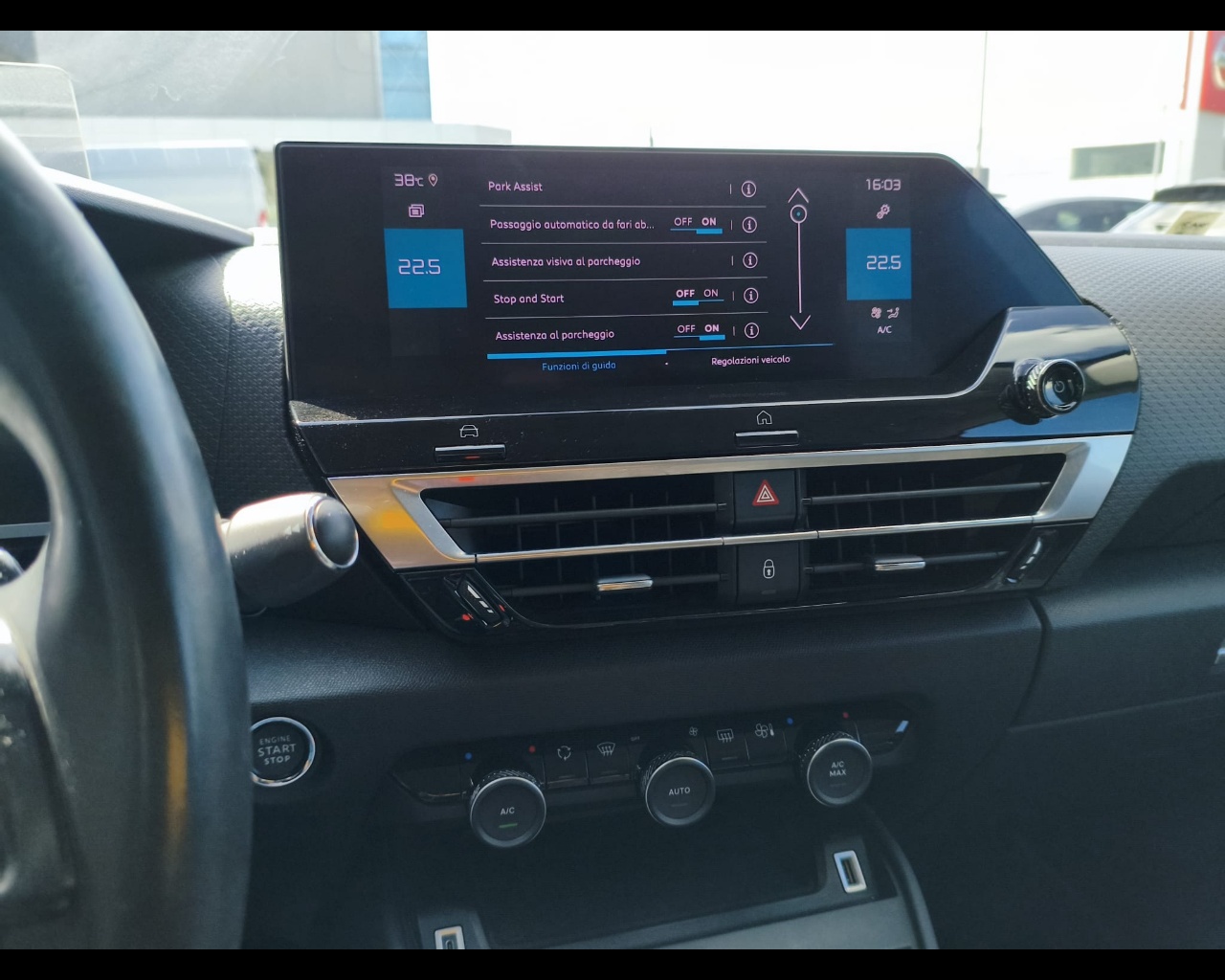 Foto CITROEN C4 1.5 bluehdi Shine s&s 130cv eat8