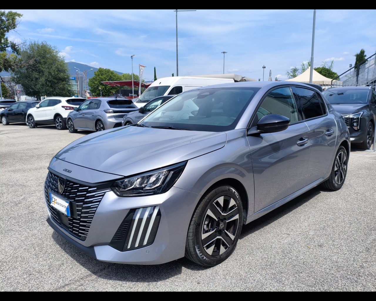 PEUGEOT 208 1.2 puretech Allure s&s 100cv Usata