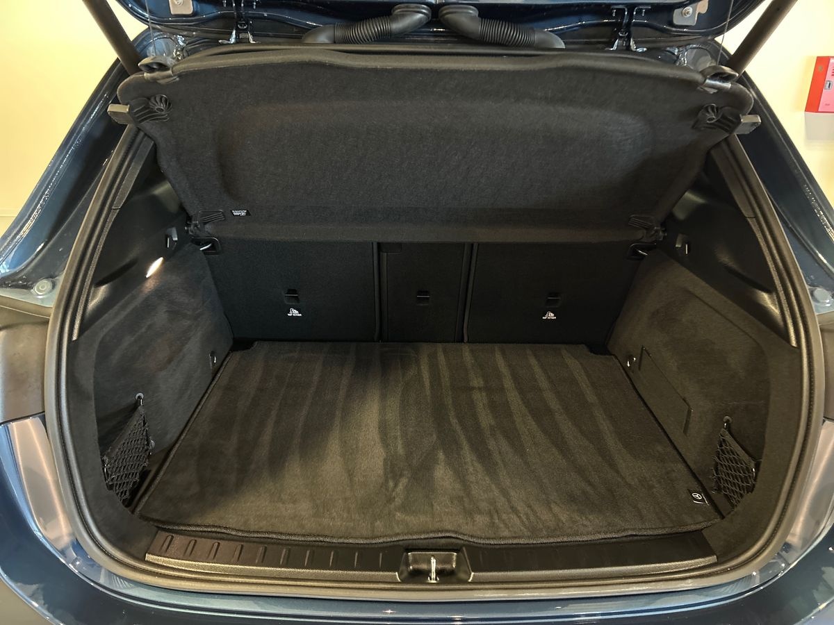 Mercedes GLA GLA 200 D Premium 8G-DCT - 8