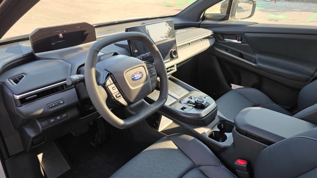 Subaru E-OUTBACK E-OUTBACK 4E-XPERIENCE + - 9