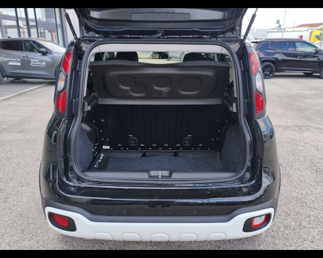 Foto FIAT Pandina Cross 1.0 firefly hybrid s&s 70cv