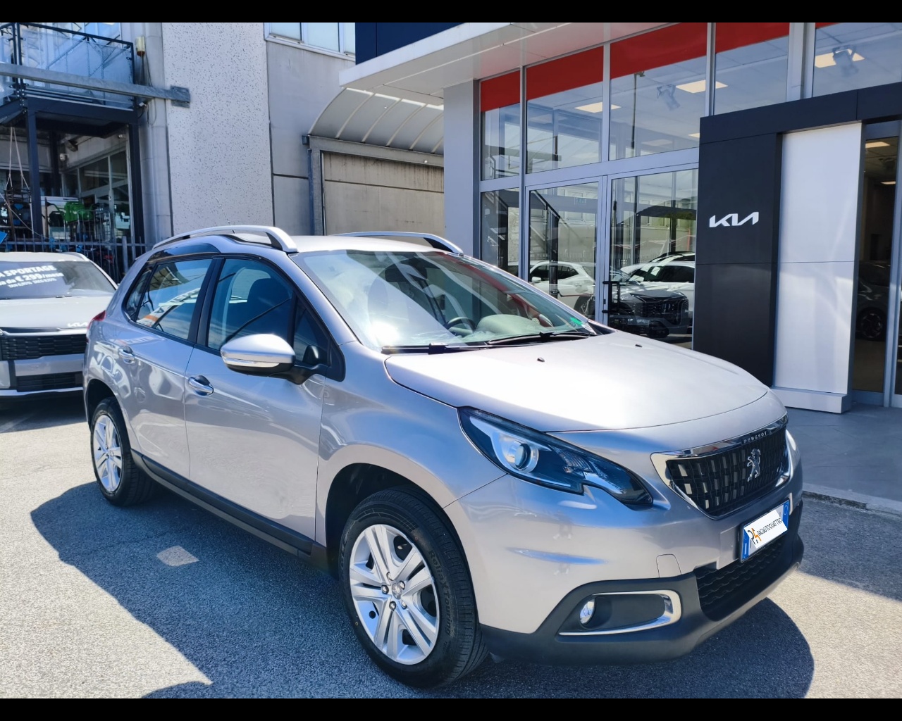 Foto PEUGEOT 2008 1.2 puretech Active s&s 82cv 