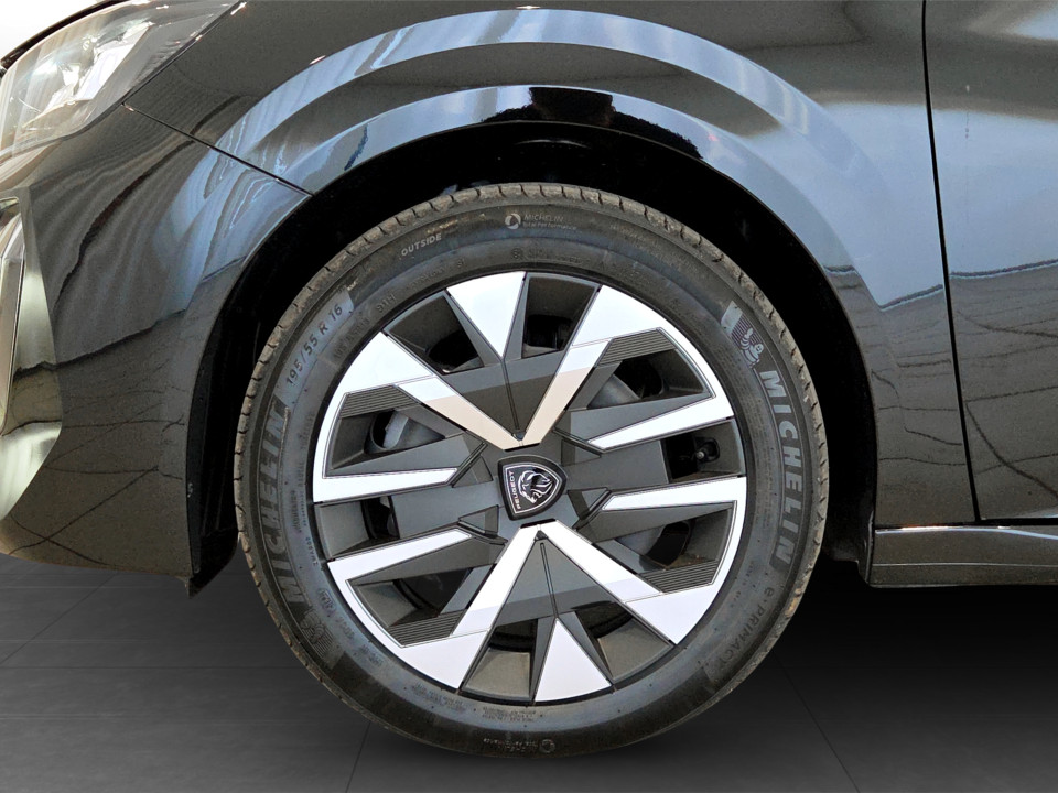 PEUGEOT 208 5P – Business Benzina 100 S&S Benzina km0 - 19