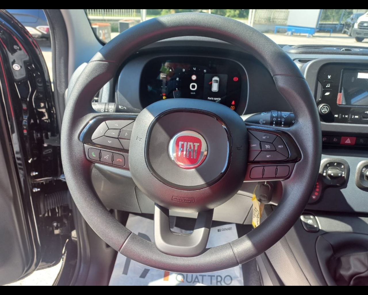 Foto FIAT Panda 1.0 firefly hybrid s&s 70cv 5p.ti