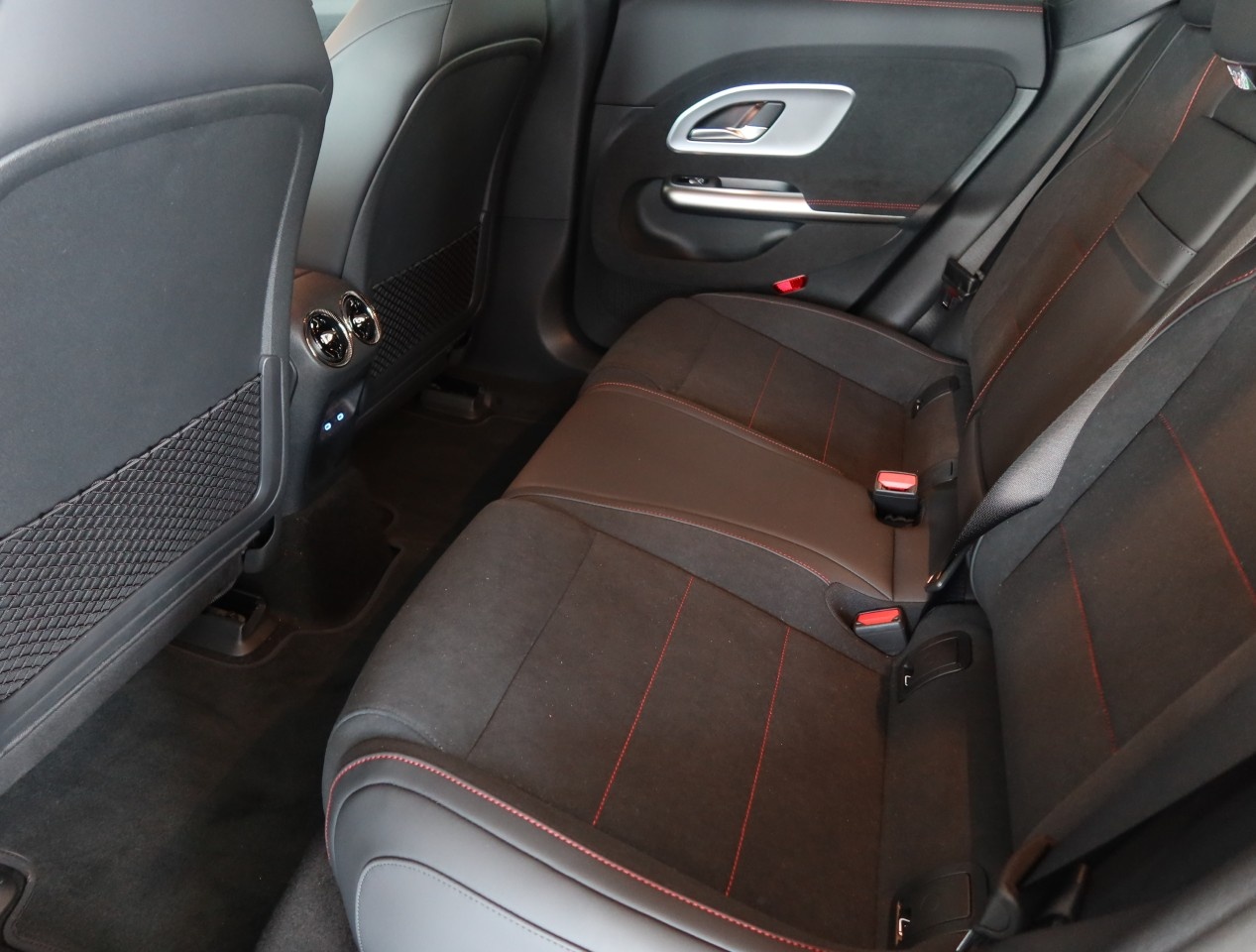 Mercedes CLA Shooting Brake Elettrica CLA Shooting Brake 250+ con tecnologia EQ Premium - 19