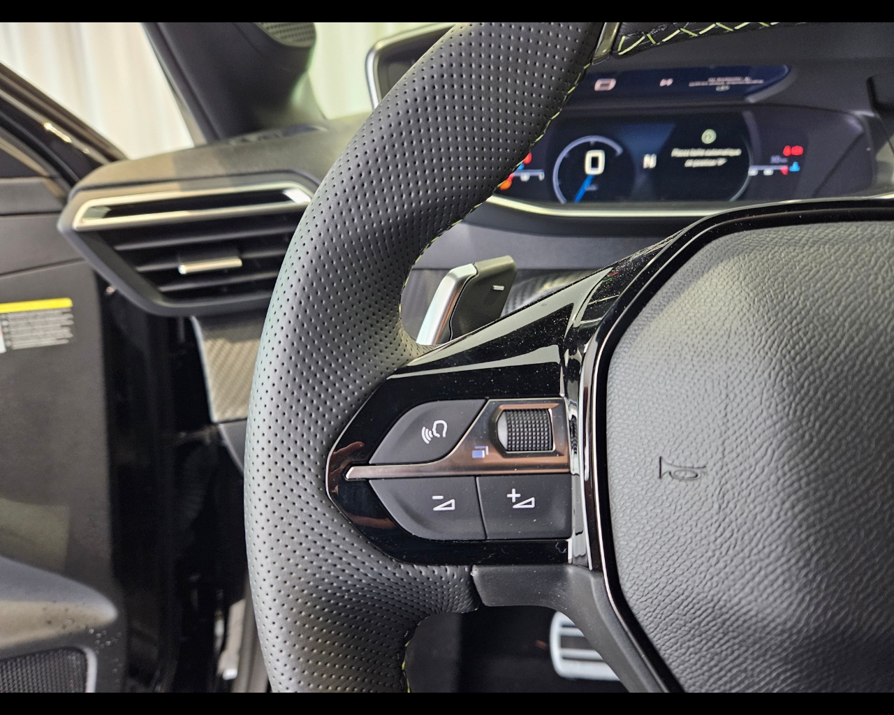 PEUGEOT 208 208 1.2 hybrid GT 145cv e-dcs 6 Ibrido benzina Usato - 11