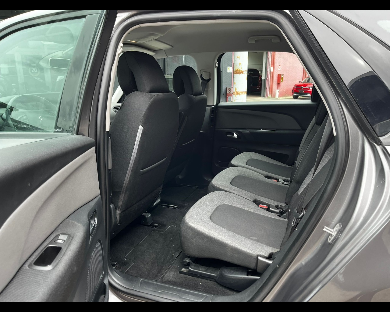 Foto CITROEN C4 Picasso 1.6 bluehdi Business s&s 100cv 