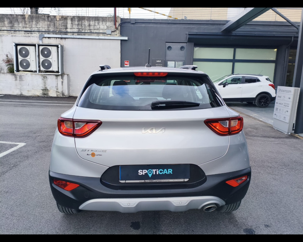 Foto KIA Stonic 1.0 t-gdi mhev Style 100cv mt