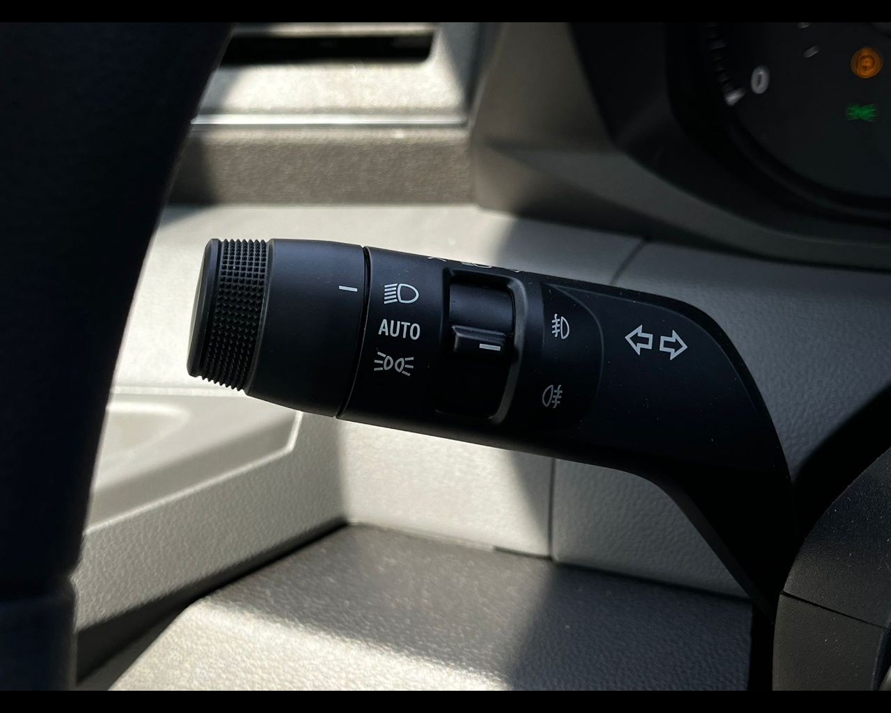 Foto NISSAN INTERSTAR CC H1L3P3 35Q 150CV EVIE MITTAS CABINA SINGOLA