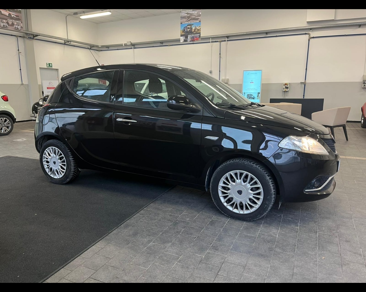 Foto LANCIA Ypsilon 1.3 mjt Gold s&s 95cv 