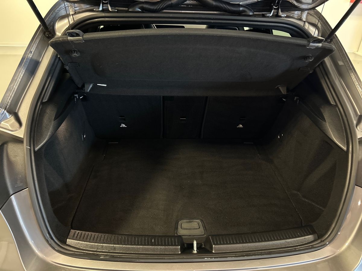 Mercedes Classe A Classe A 180 D Premium 7G-DCT - 8