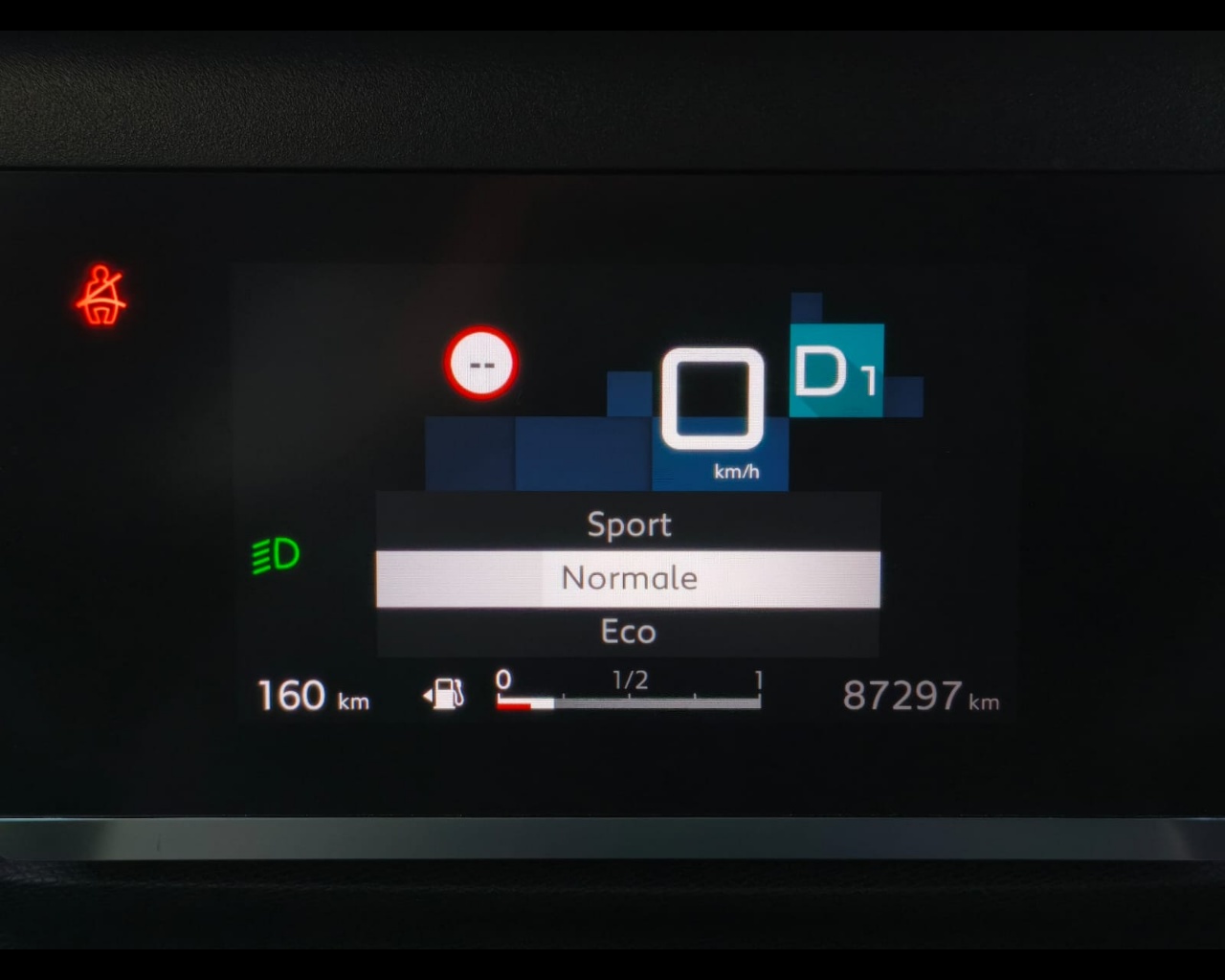 Foto CITROEN C4 1.5 bluehdi Feel Pack s&s 130cv eat8