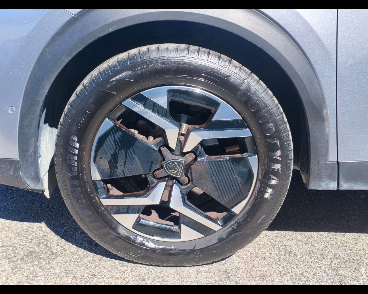 Foto PEUGEOT 2008 1.2 puretech Allure s&s 100cv