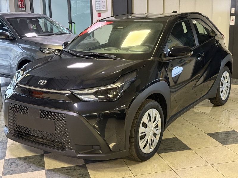 Foto veicolo TOYOTA AYGO X Aygo X 1.5 hybrid e-cvt Elettrica/Benzina