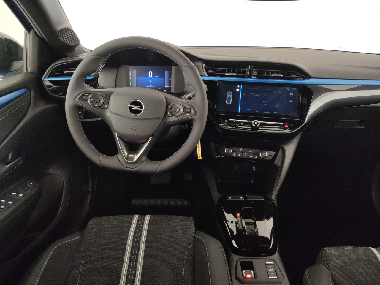 Opel Corsa Nuovo Ibrido benzina Corsa Porto Mantovano