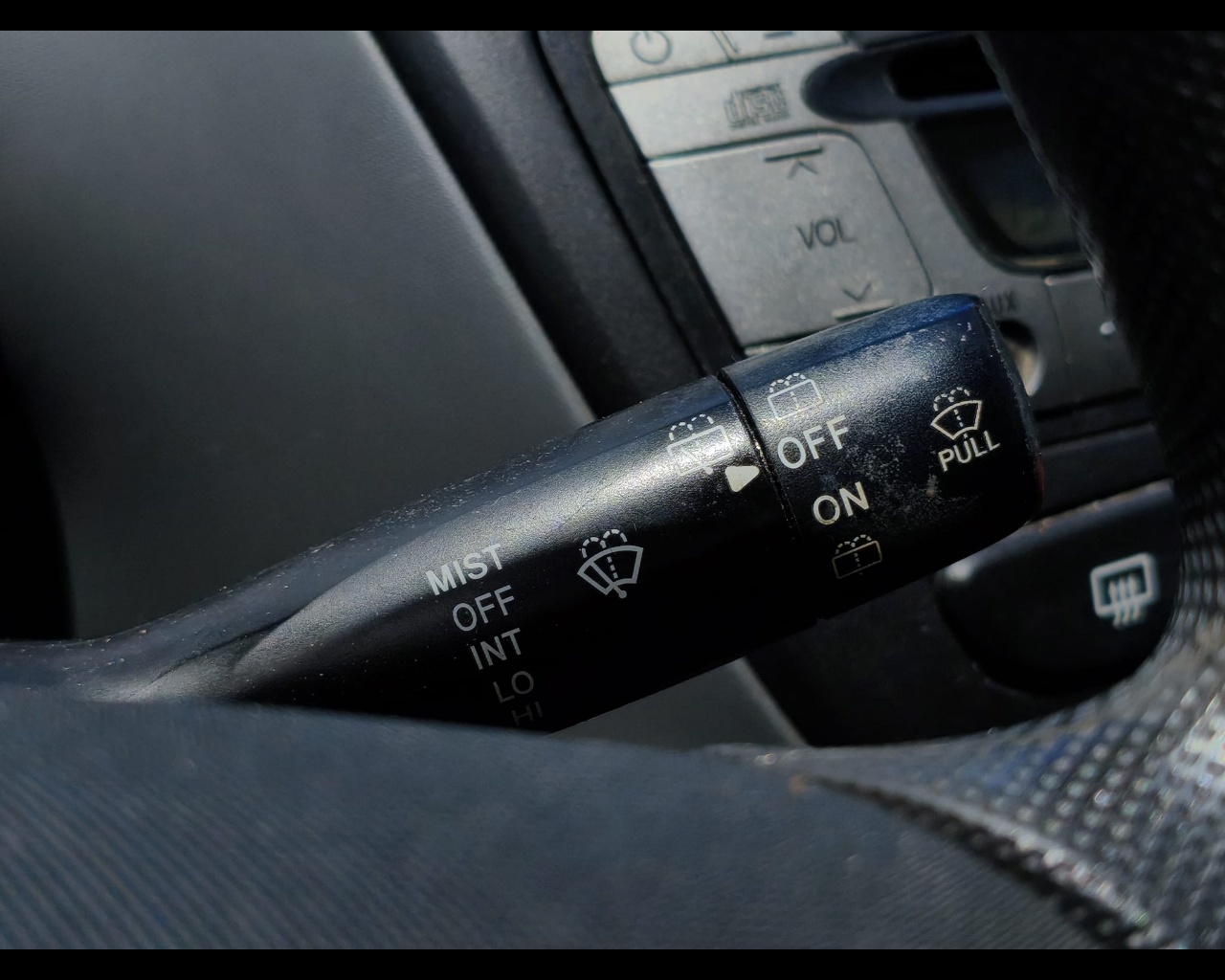 Foto PEUGEOT 107 1.0 12v Access (desir) 5p FL