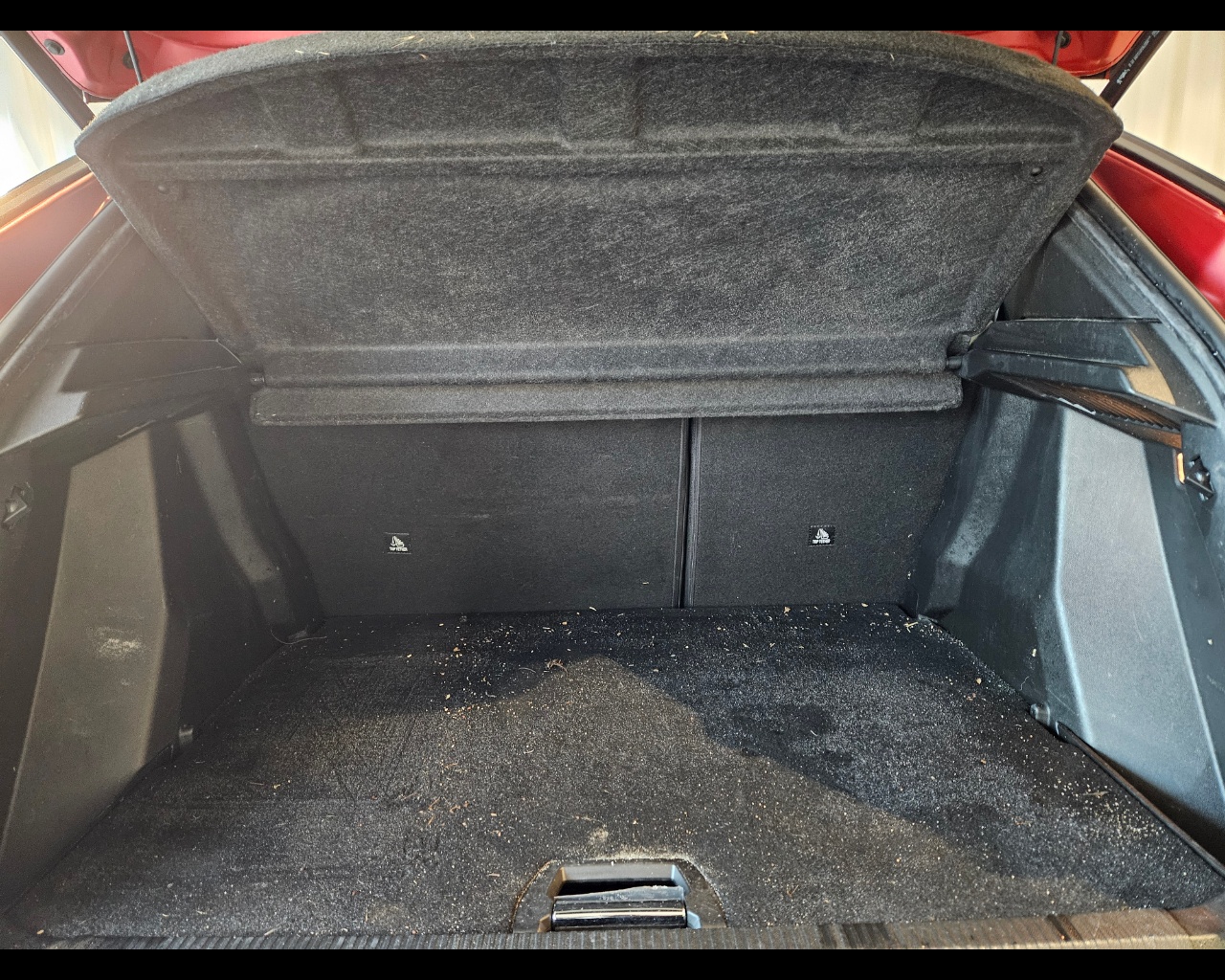 PEUGEOT 2008 1.5 bluehdi Allure Pack s&s 130cv eat8 Diesel Usato - 14