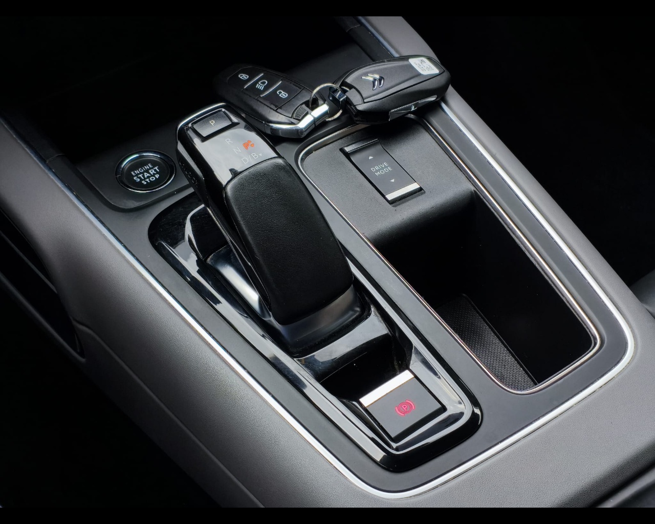 Foto CITROEN C5 Aircross 1.6 hybrid phev Feel 225 e-eat8