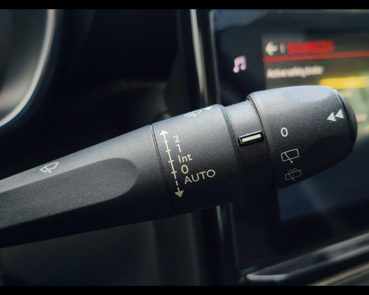 Foto CITROEN C3 Aircross 1.2 puretech Shine s&s 130cv