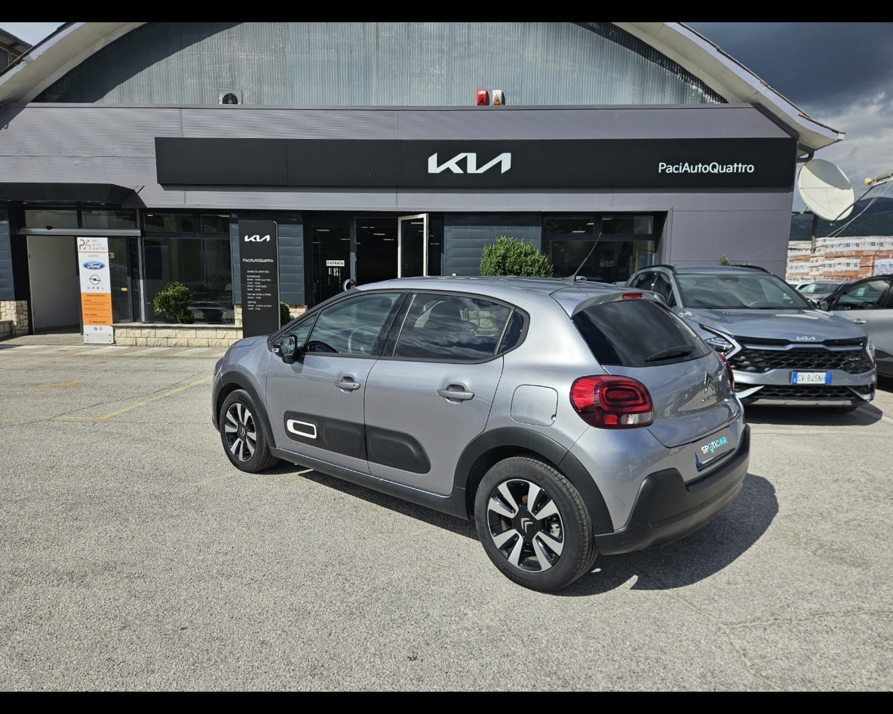 Foto CITROEN C3 1.2 puretech Max s&s 110cv