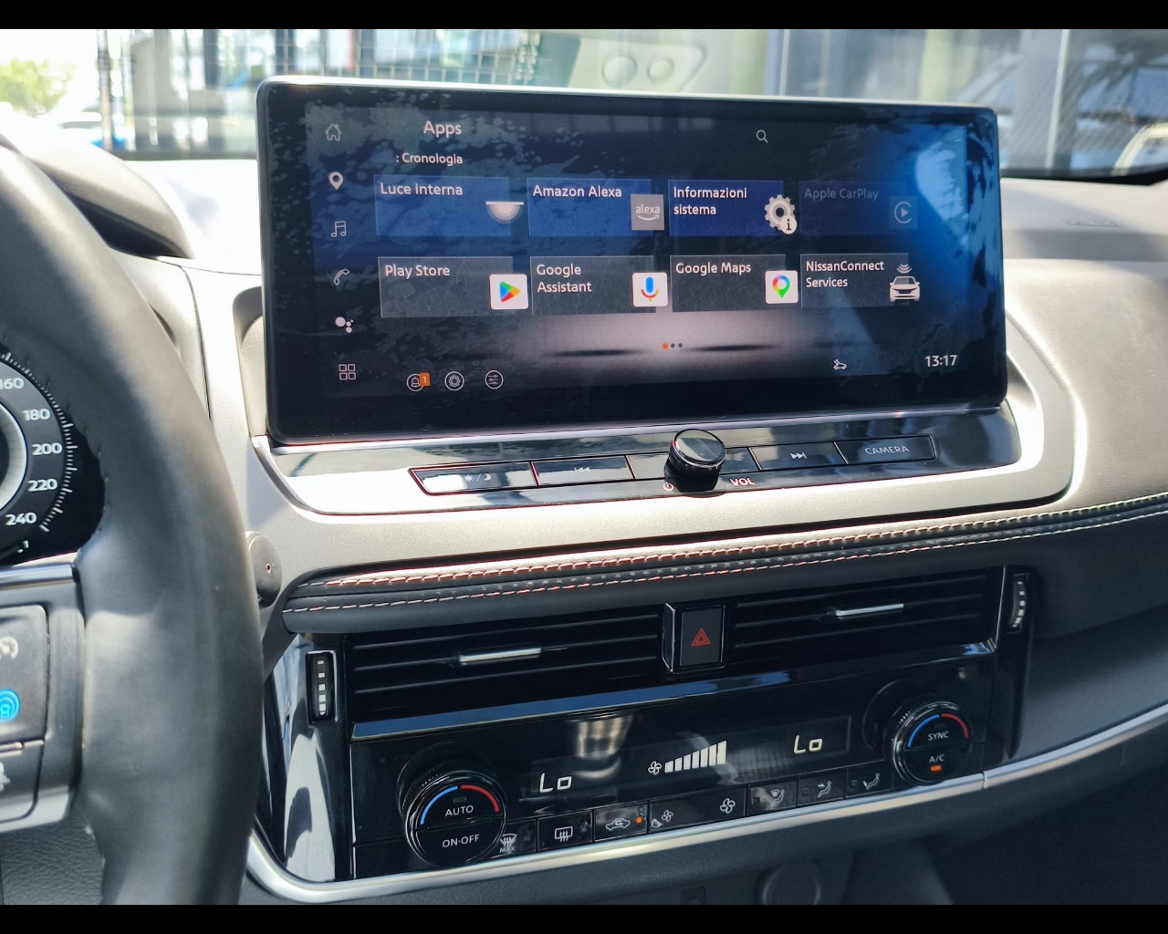 Foto NISSAN Qashqai 1.3 mhev N-Connecta 2wd 140cv