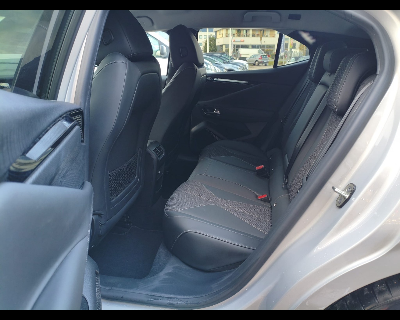 Foto DS DS4 1.5 bluehdi Trocadero 130cv auto