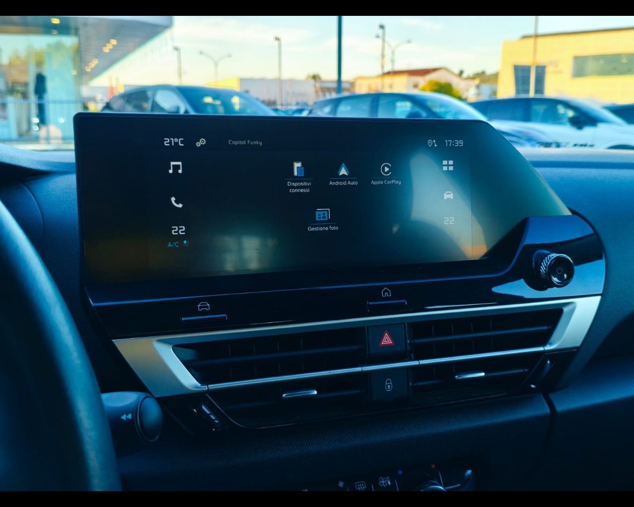 Foto CITROEN C4 1.2 puretech Plus s&s 130cv