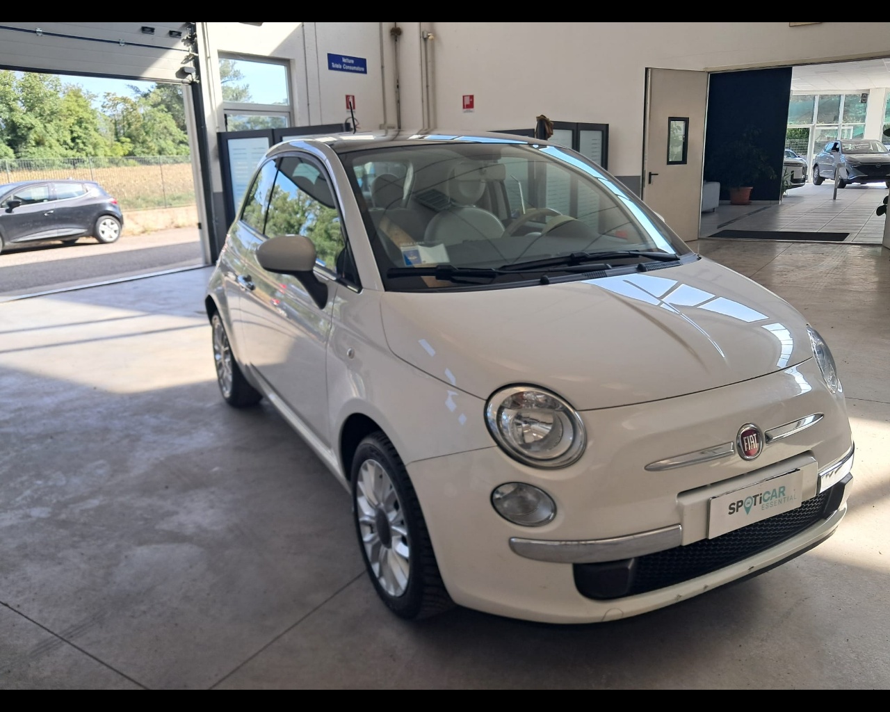 Foto FIAT 500 1.2 Lounge 69cv E6