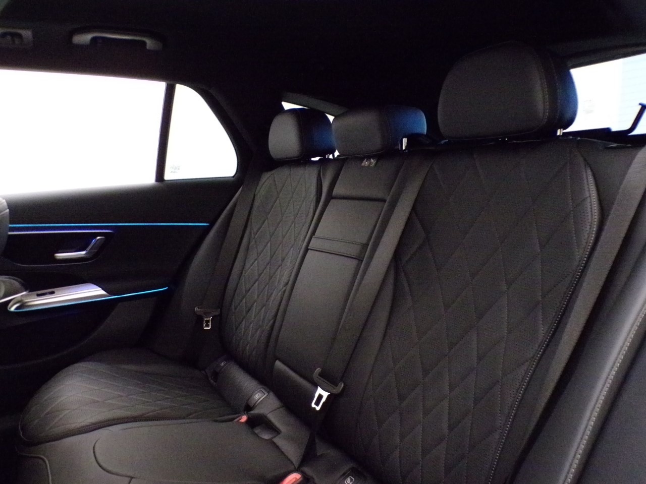 Mercedes  Classe E Station Wagon 220 d AMG Line Premium 4Matic 9G-Tronic - 15