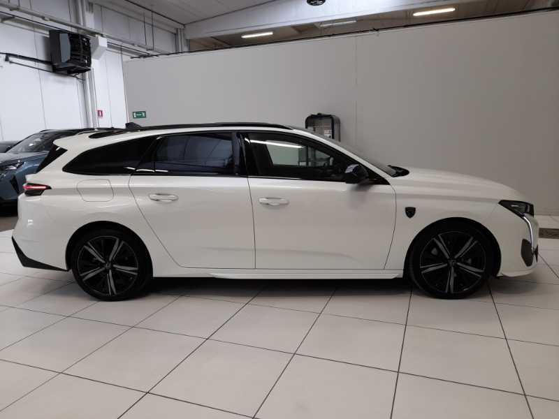 308 Iii - 308 Sw 1.5 Bluehdi Gt Pack S&s 130cv Eat8