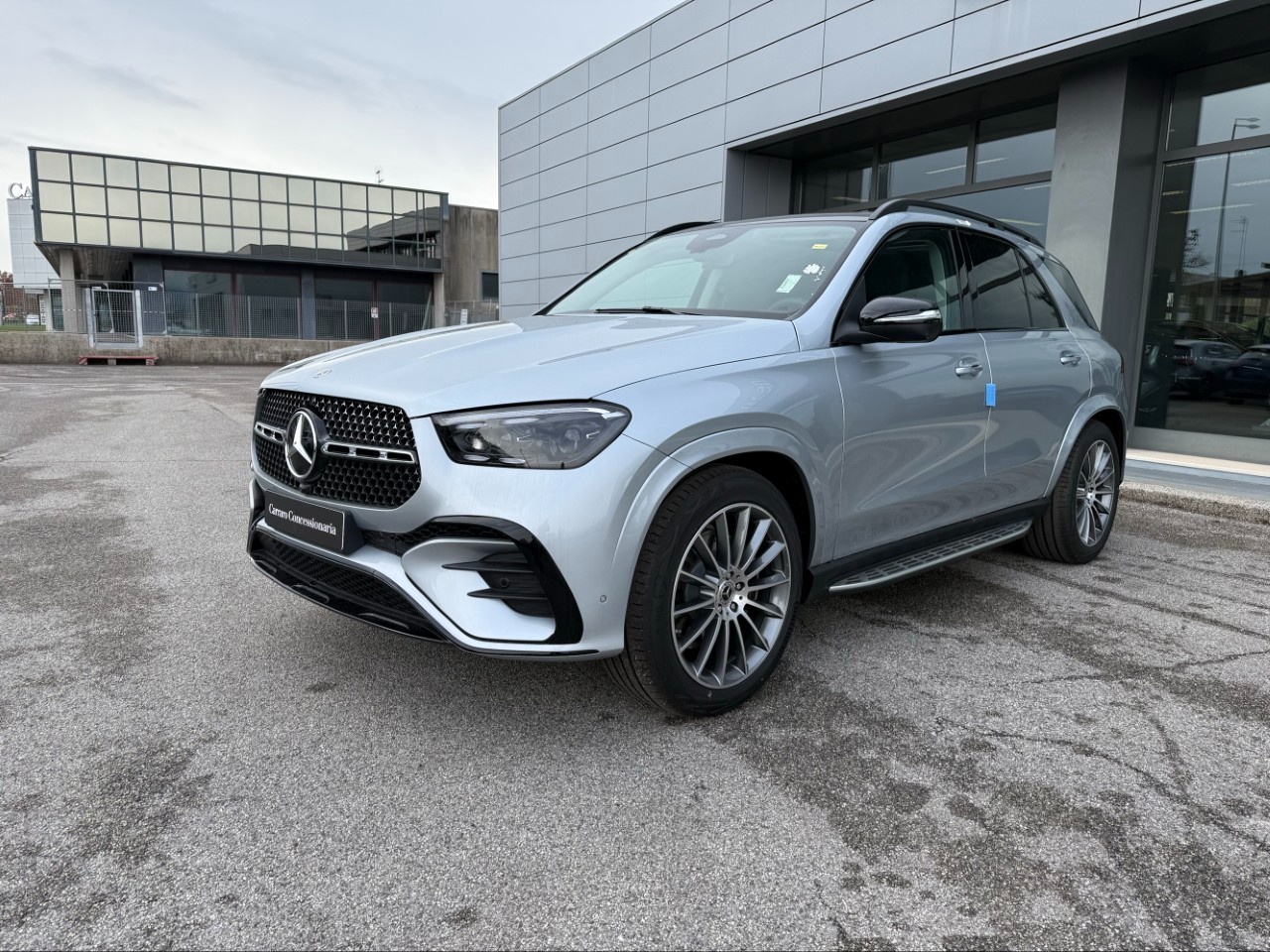 Mercedes GLE GLE 300 d 4Matic AMG Line PREMIUM - 3
