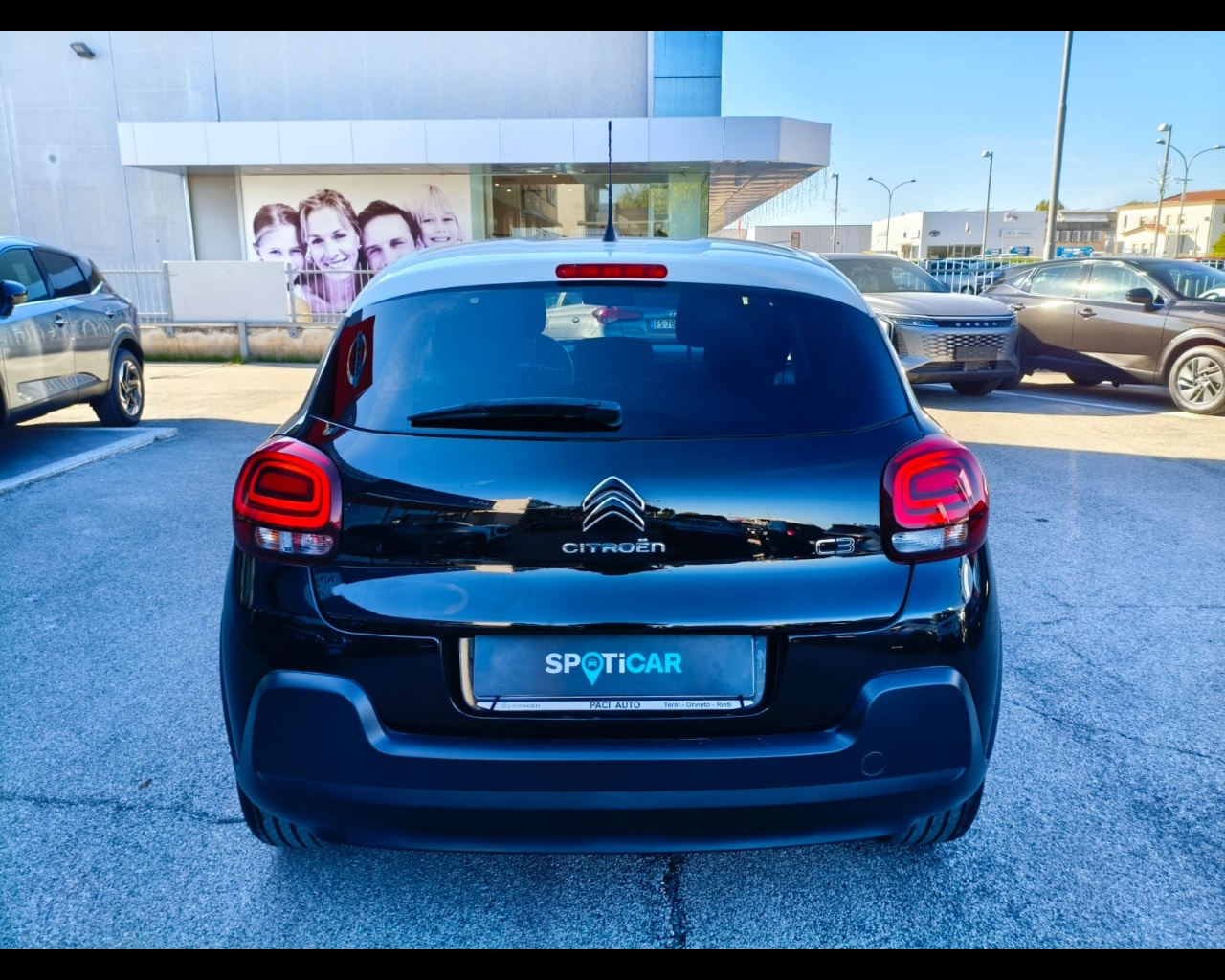 Foto CITROEN C3C3 1.2 puretech Shine Pack s&s 83cv