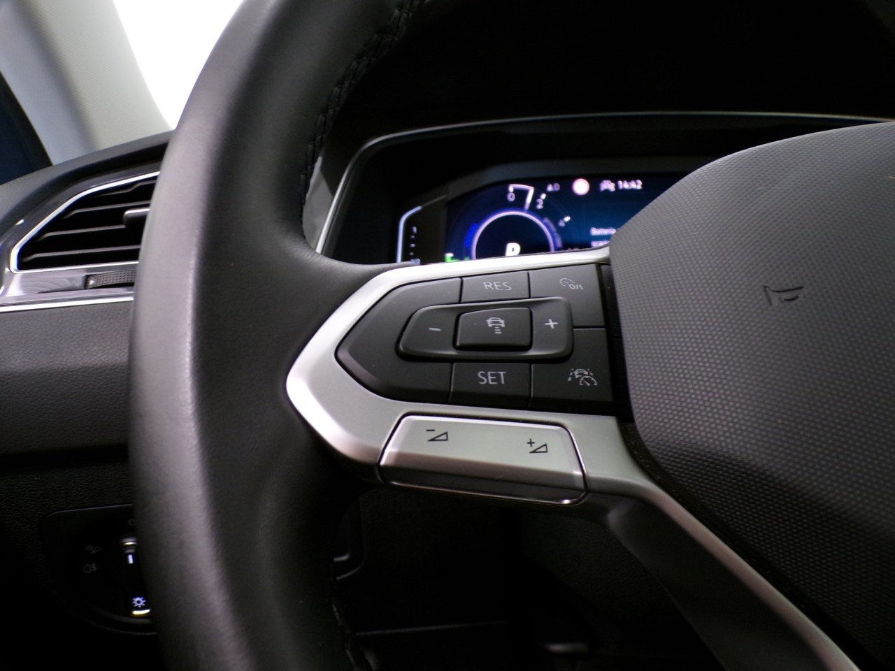 Volkswagen Tiguan Tiguan 1.4 TSI eHYBRID Life DSG - 20