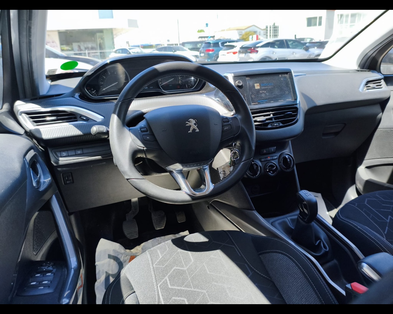 Foto PEUGEOT 2008 1.2 puretech Active s&s 82cv 